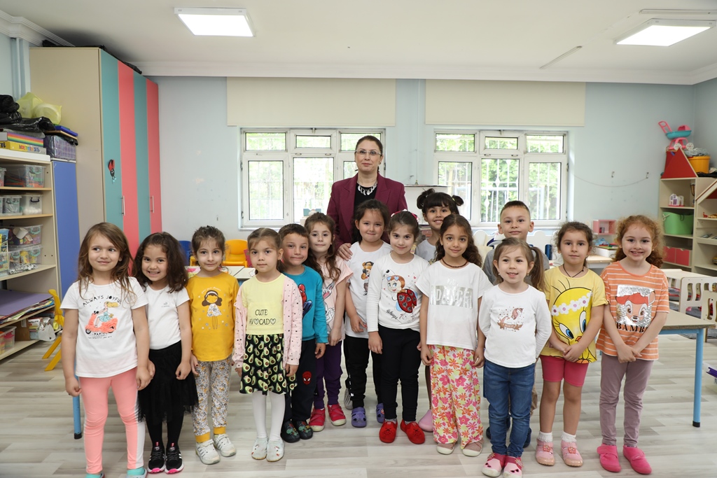 Vali Arslan, Okul Ziyaretlerine Devam Ediyor